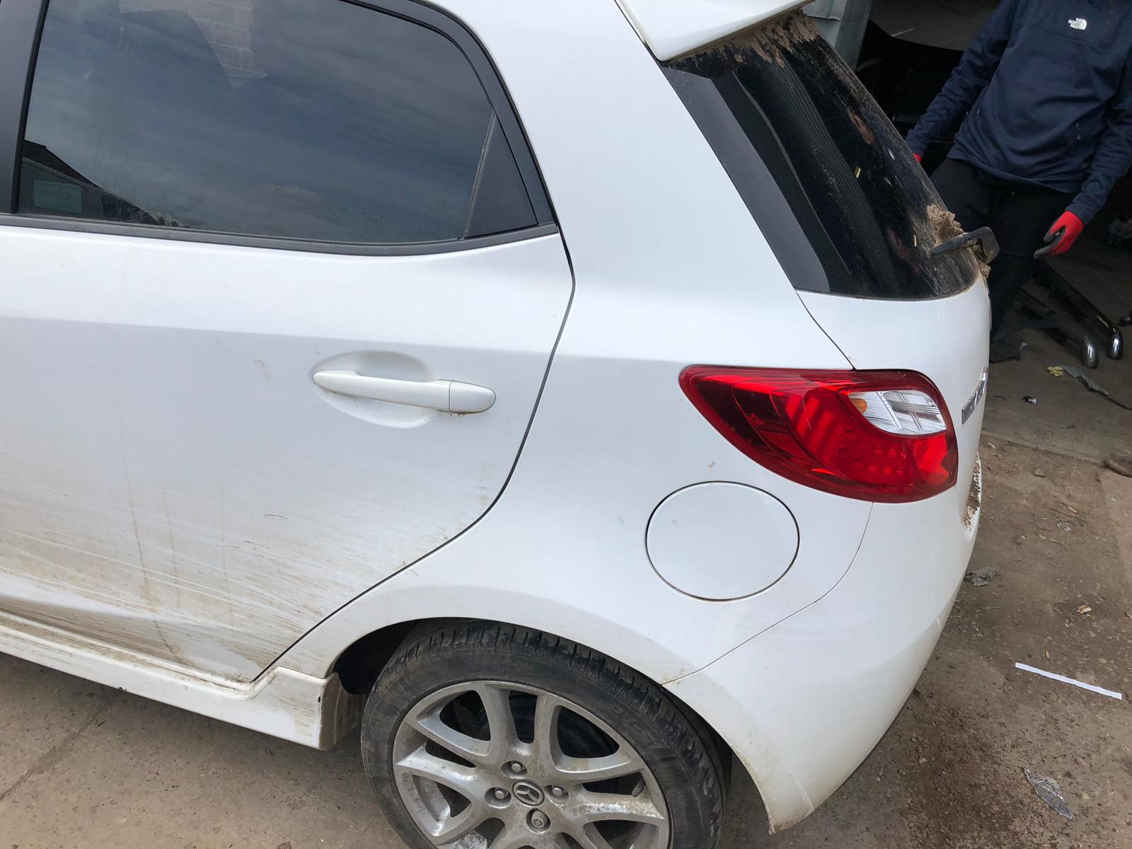 ref 119 Mazda 2 Tamura mk2 1349 cc petrol 2013