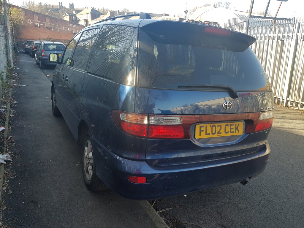 ref 124 Toyota Previa 2.0 d4d 2002