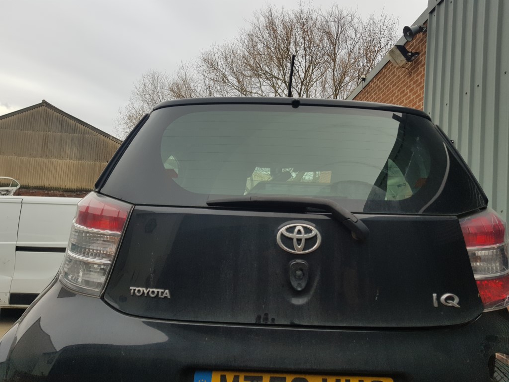 ref 121 Toyota IQ 3 998cc Petrol 2009