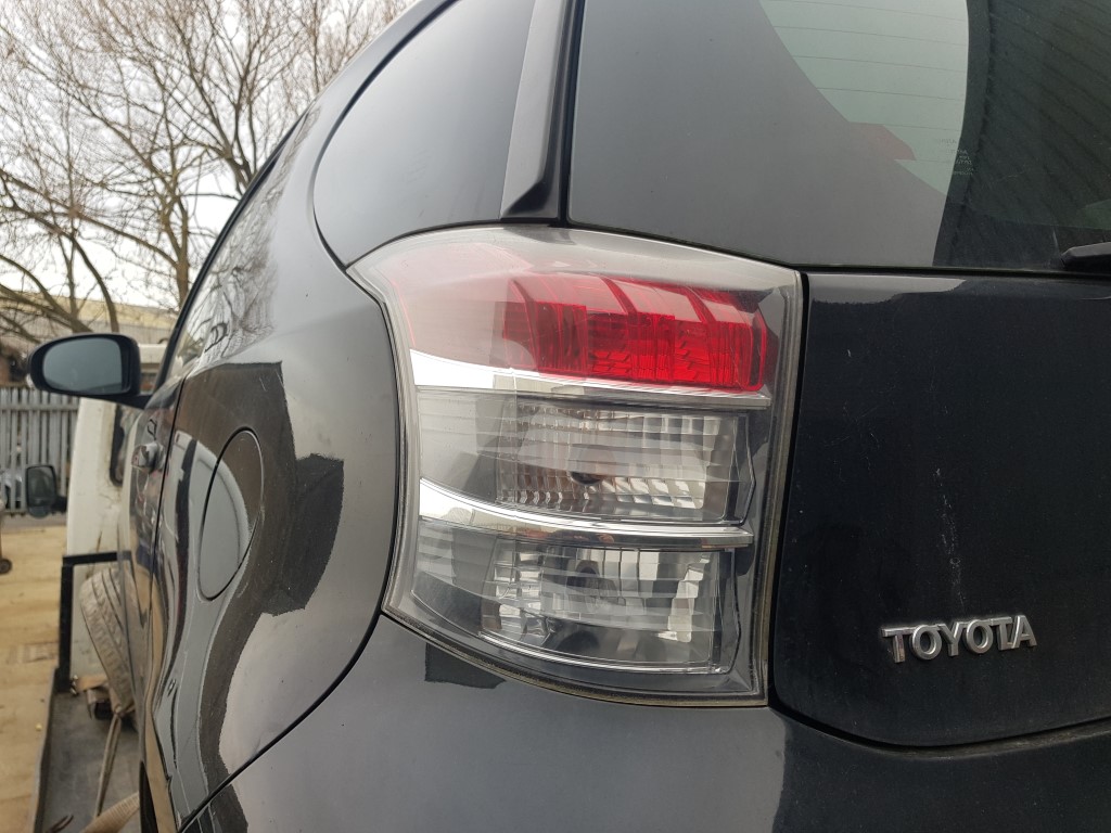 ref 121 Toyota IQ 3 998cc Petrol 2009