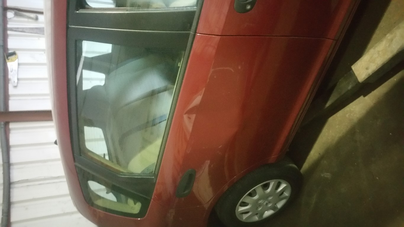 REF 100 HONDA CIVIC 1396CC PETROL 5 SPEED MANUAL YEAR 2001