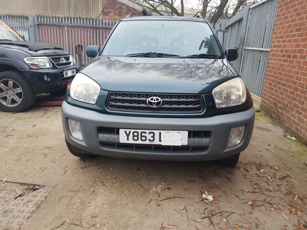 REF 107 TOYOTA RAV 4 VVTI 4X2 MK2 3 DOOR 1794CC MANUAL 2001