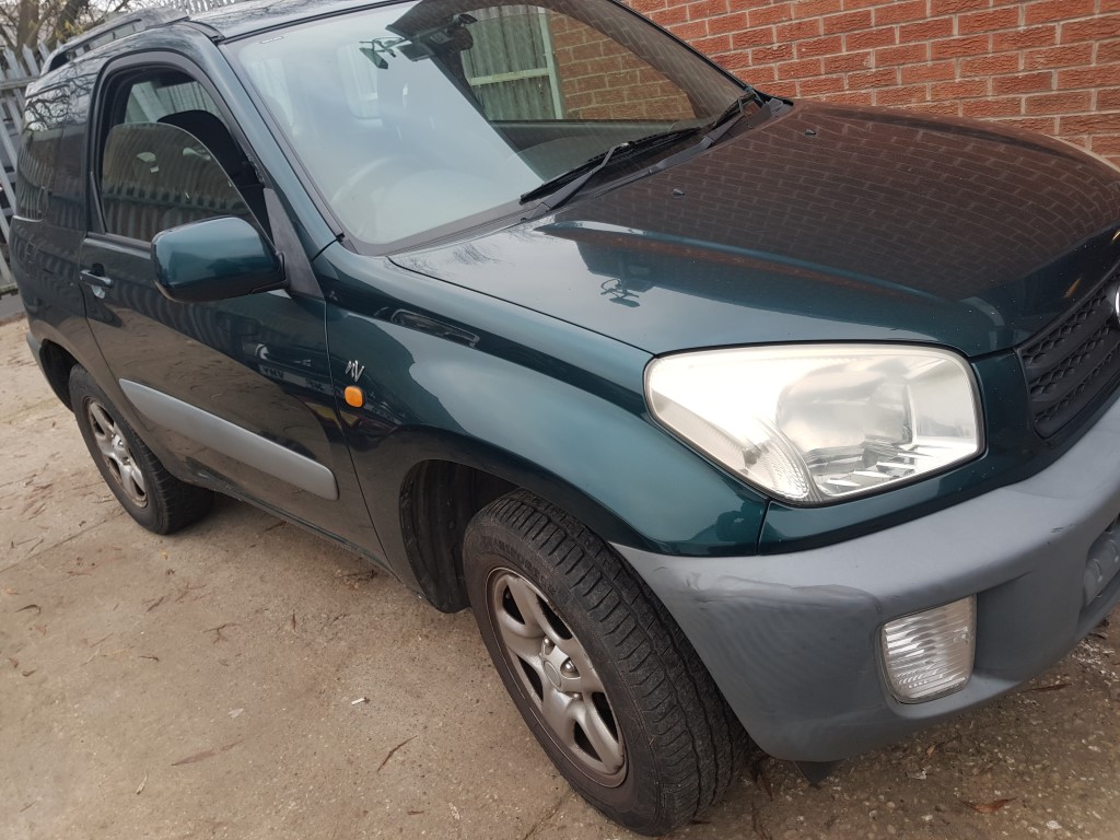 REF 107 TOYOTA RAV 4 VVTI 4X2 MK2 3 DOOR 1794CC MANUAL 2001