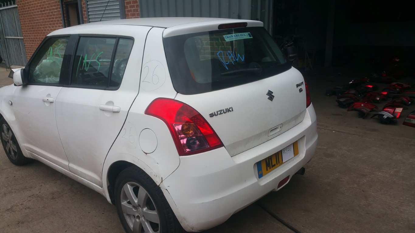 ref 26 suzuki swift sz4 2011 1.5 pertrol automatic white