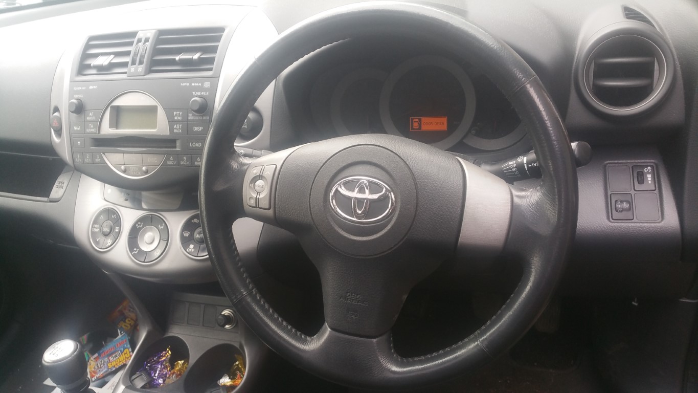 REF 31 TOYOTA RAV4 2006 2.2 DIESEL 6 SPEED MANUAL