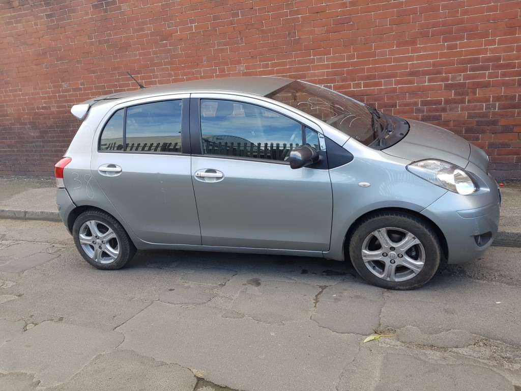 REF 38 TOYOTA YARIS 2010 1.3 PETROL 6 SPEED MANUAL