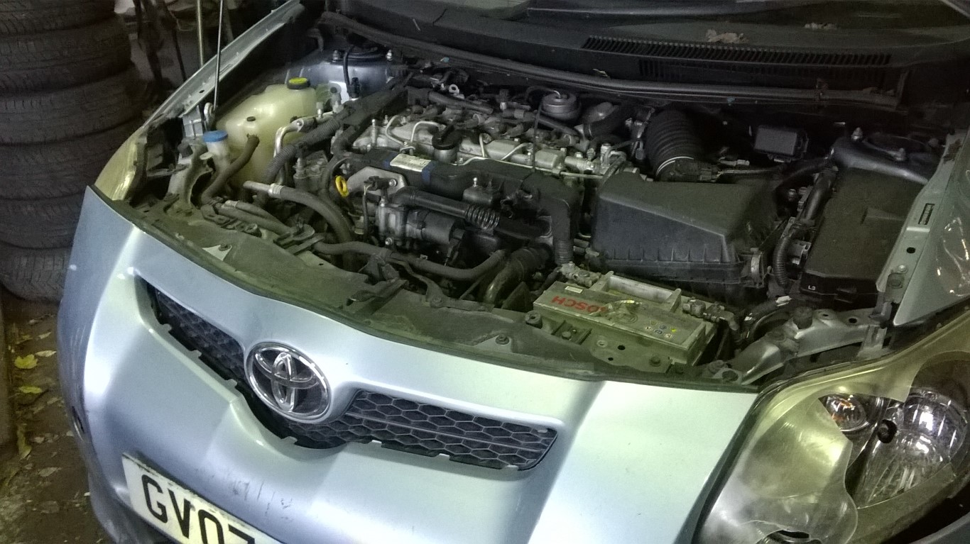 REF 40 TOYOTA AURIS 2.2 D4D D CAT 6 SPEED MANUAL 2007