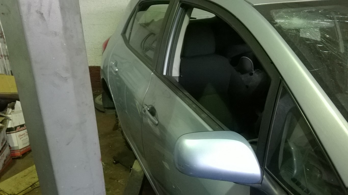 REF 40 TOYOTA AURIS 2.2 D4D D CAT 6 SPEED MANUAL 2007