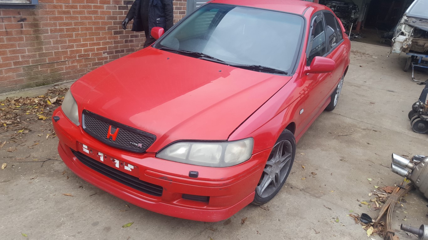 REF 41 HONDA ACCORD TYPE R 2000 RED 5 SPEED 2.2 PETROL