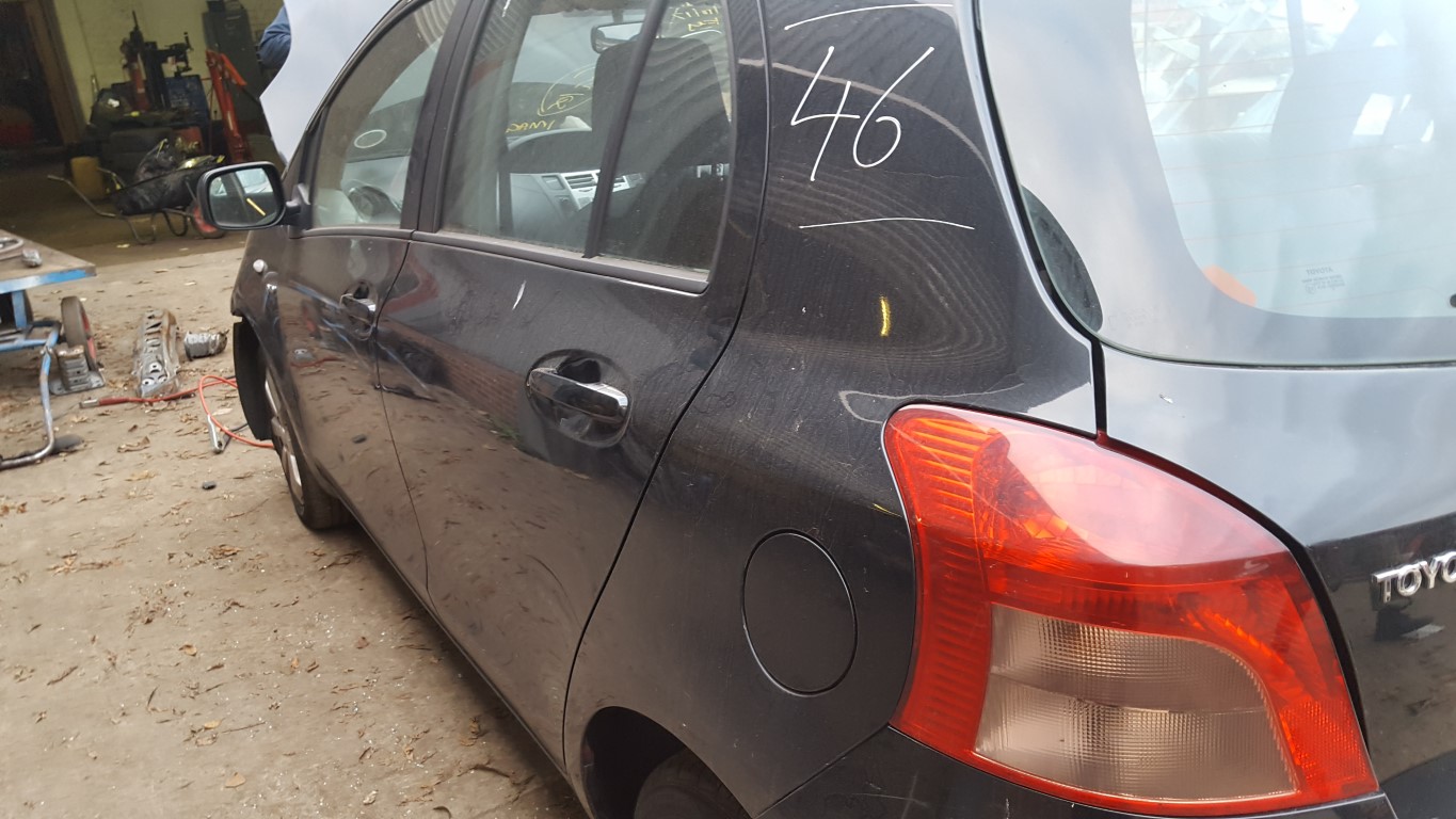 REF 46 TOYOTA YARIS 1.4 D4D 5 SPEED MANUAL BLACK 2007