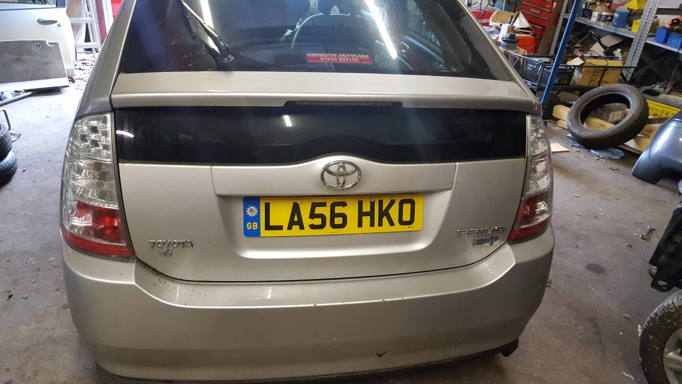 REF 47 TOYOTA PRIUS 2006 1.5CC PETROL HYBRID SILVER AUTOMATIC