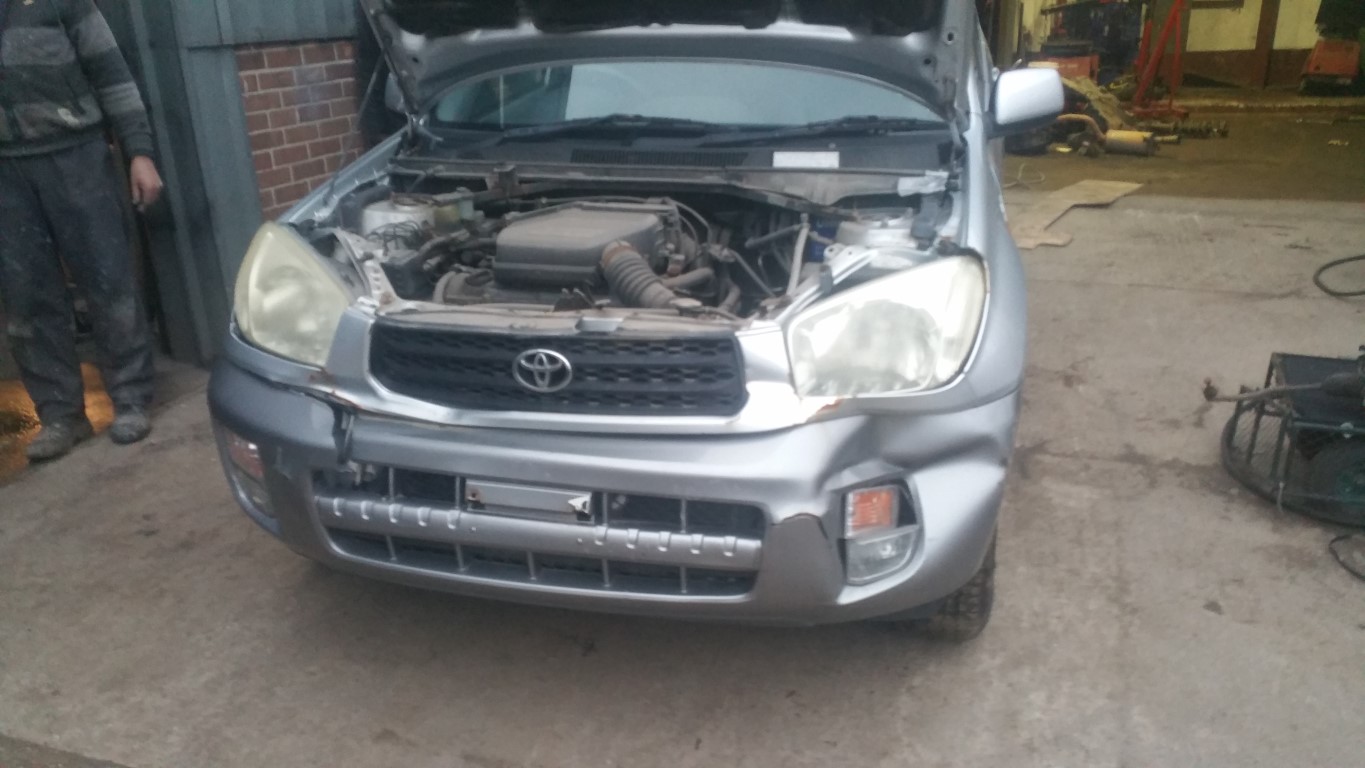 REF 67 TOYOTA RAV 4 2003 2.0 VVTI PETROL 5 SPEED MANUAL