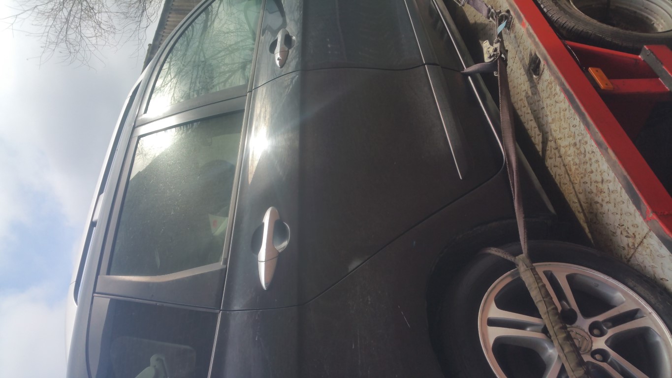 REF 72 HONDA FRV SE 2004 1.7 PETROL D17A2 BLACK