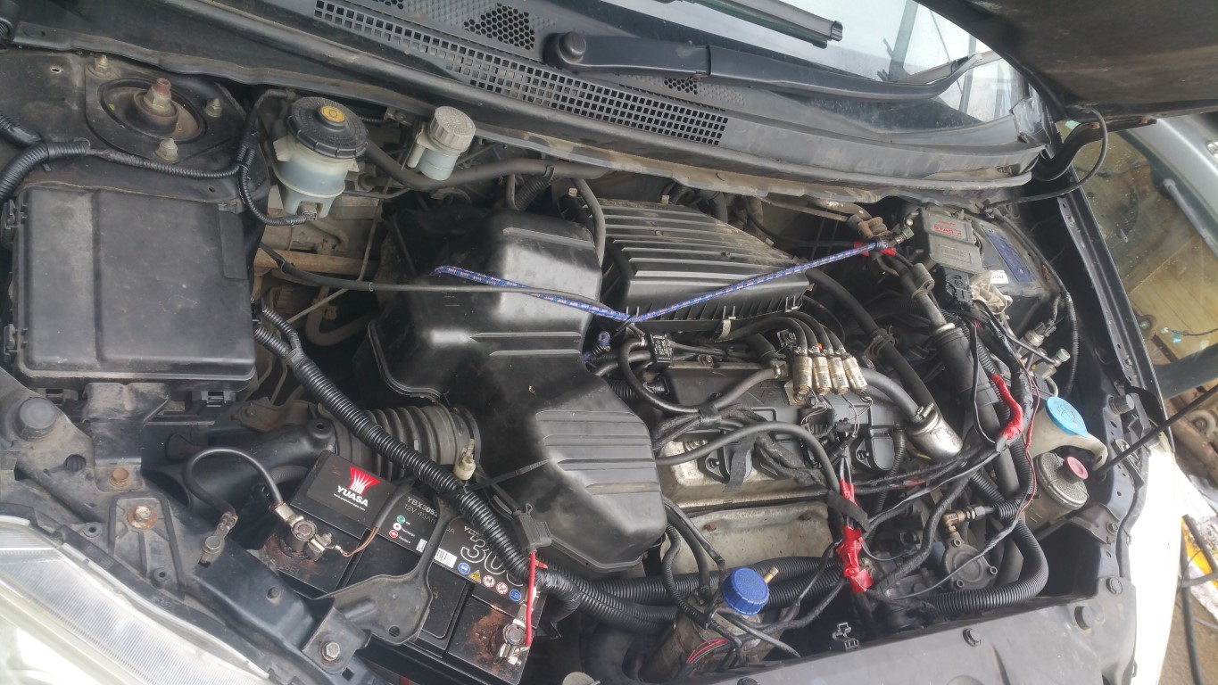 REF 72 HONDA FRV SE 2004 1.7 PETROL D17A2 BLACK