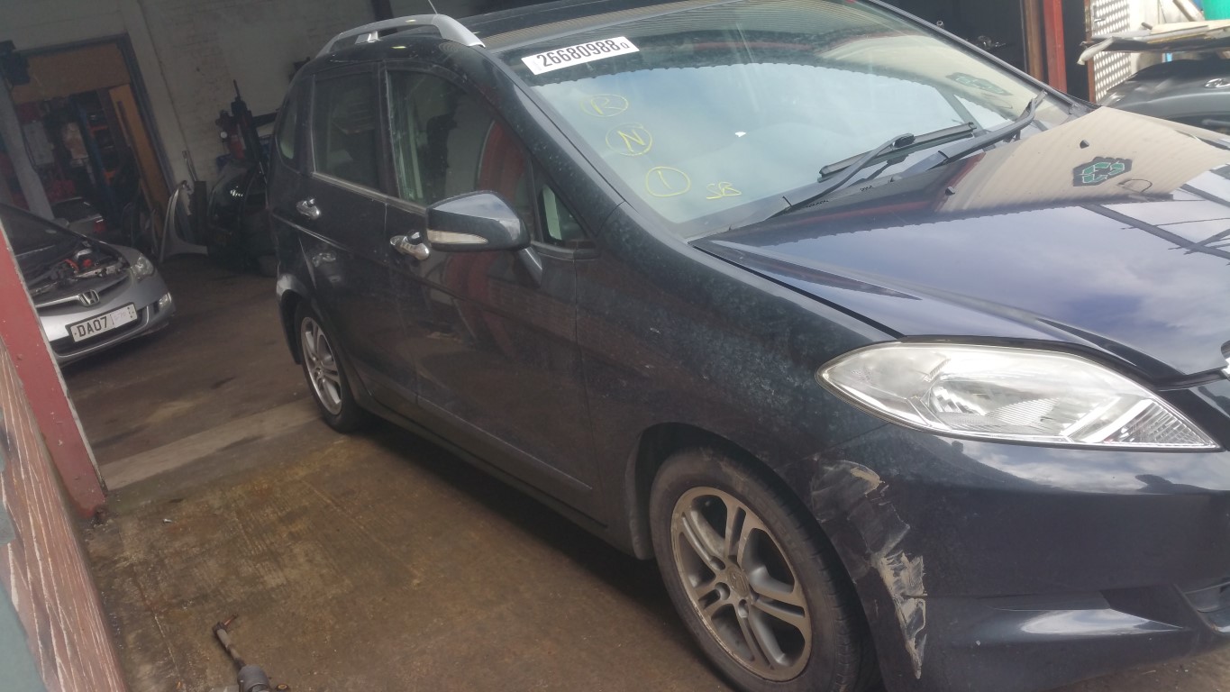 REF 72 HONDA FRV SE 2004 1.7 PETROL D17A2 BLACK