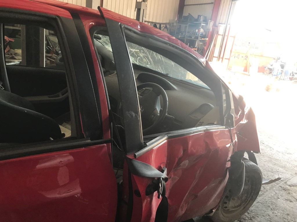 REF 78 TOYOTA YARIS VVTI MK2 5 DOOR HATCHBACK 2011 1.0P