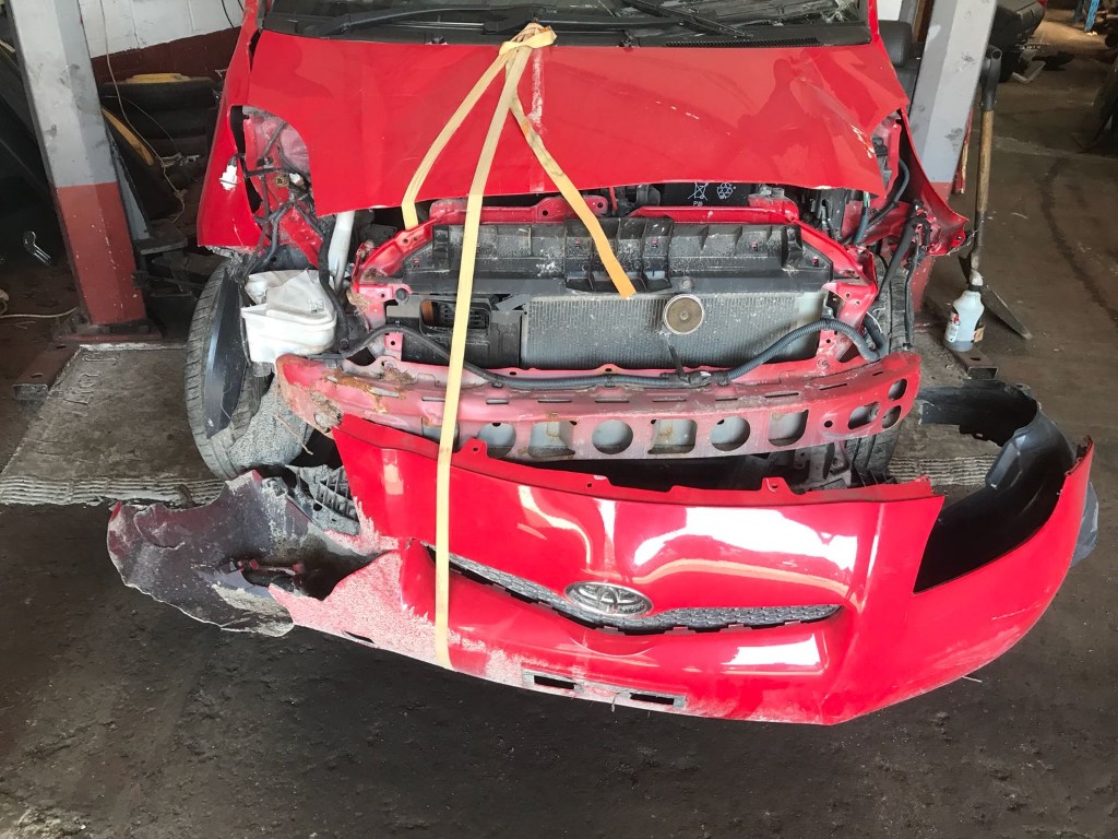 REF 78 TOYOTA YARIS VVTI MK2 5 DOOR HATCHBACK 2011 1.0P