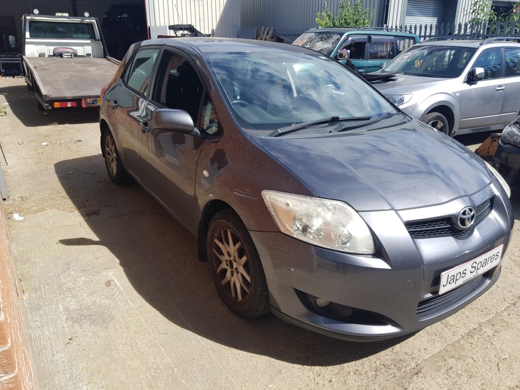 Ref 142 TOYOTA AURIS T3 2007 1598CC PETROL MANUAL