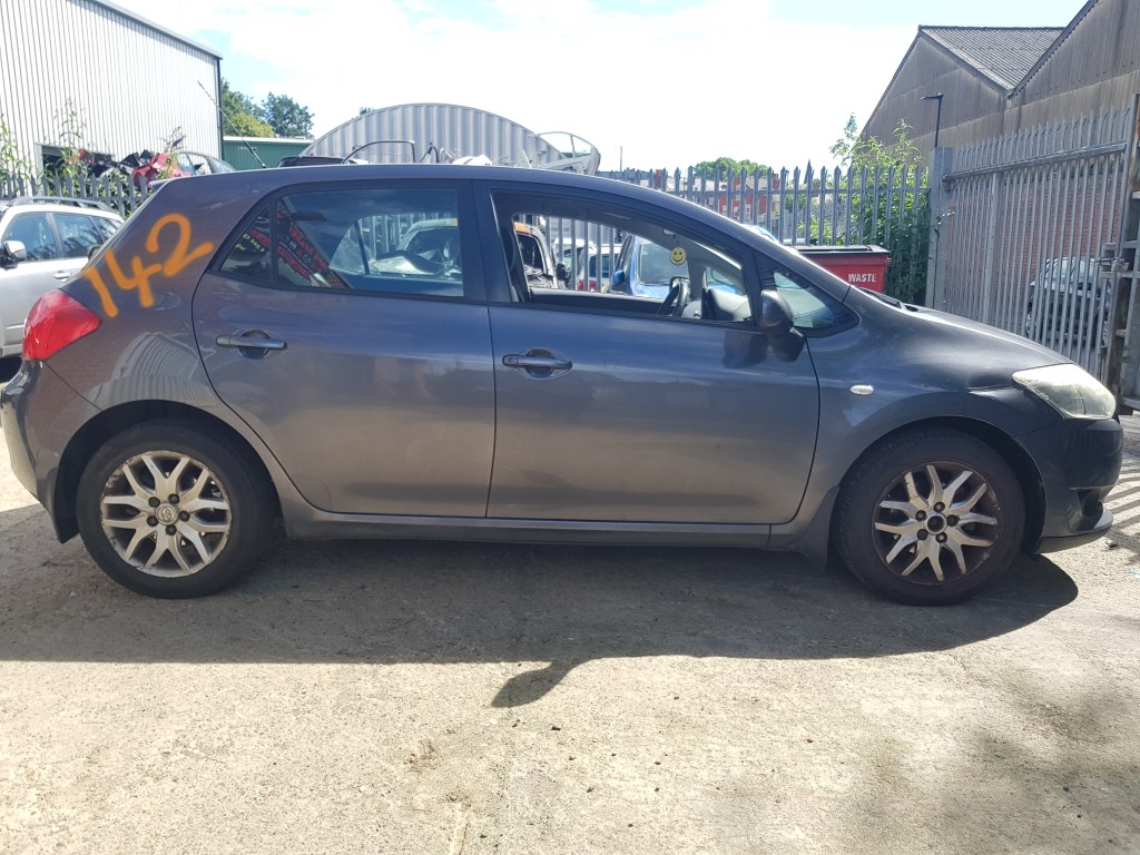 Ref 142 TOYOTA AURIS T3 2007 1598CC PETROL MANUAL