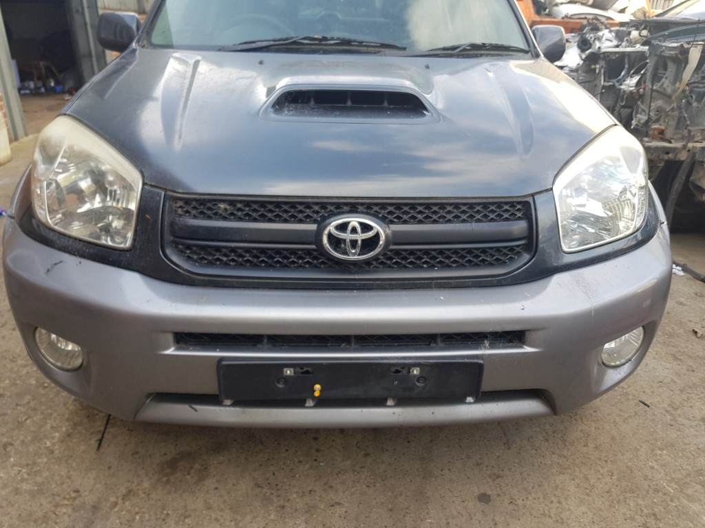 TOYOTA  RAV-4 XT3 D-4D MK2 5 DOOR 2004 DIESEL 2.0 DIESEL D4D