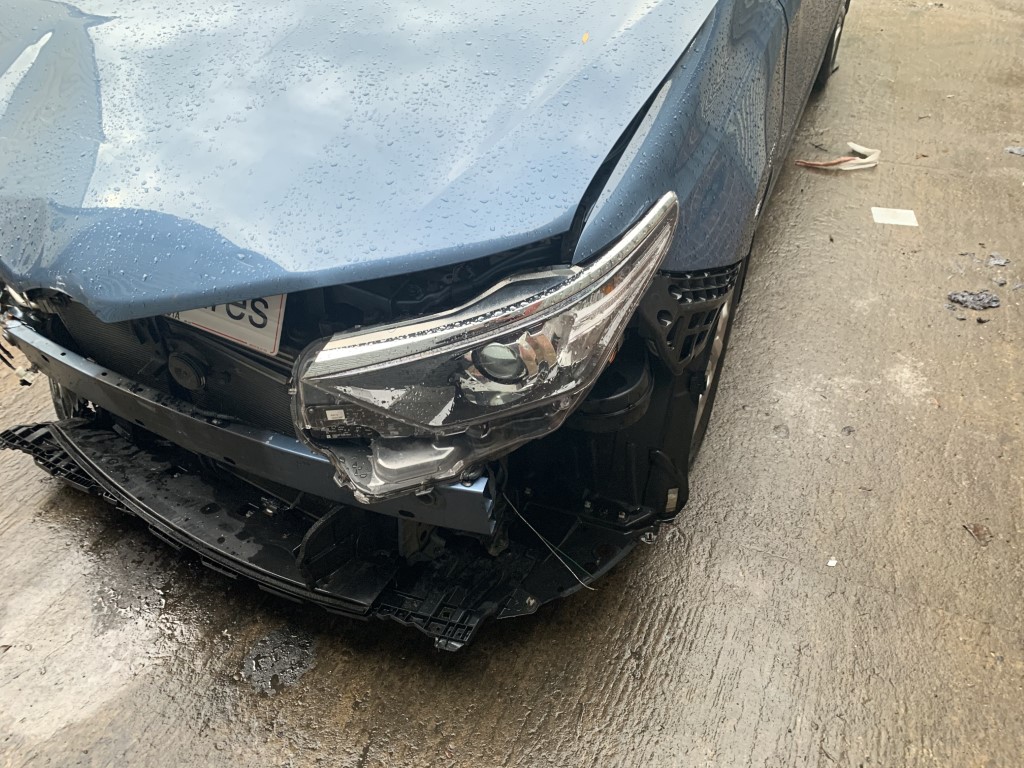 Ref 150 TOYOTA AURIS MK2 2015 DIESEL BLUE 1.6 DIESEL D4-D 6 SPEED MANUAL