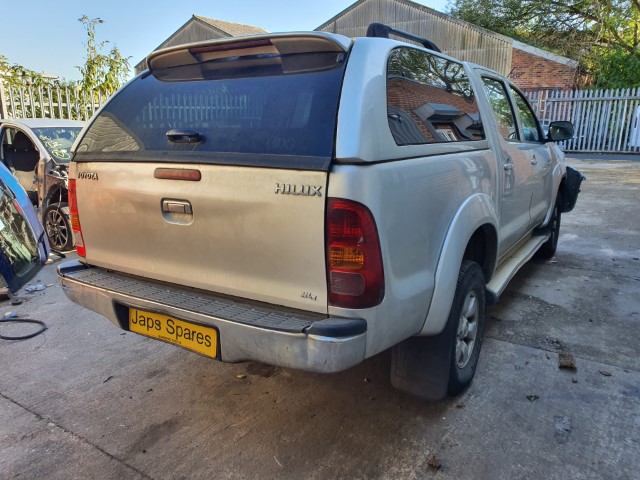 REF 148 TOYOTA HILUX 4X4 2009 DIESEL SILVER 3.0D4D 4 SPEED AUTO