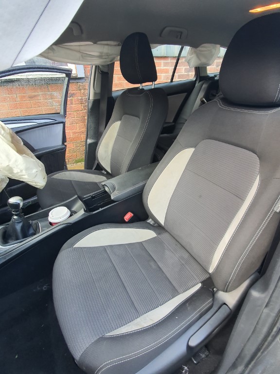 REF 156 TOYOTA AVENSIS D4D BUSINESS 2018,1995CC DIESEL 6 SPEED MANUAL