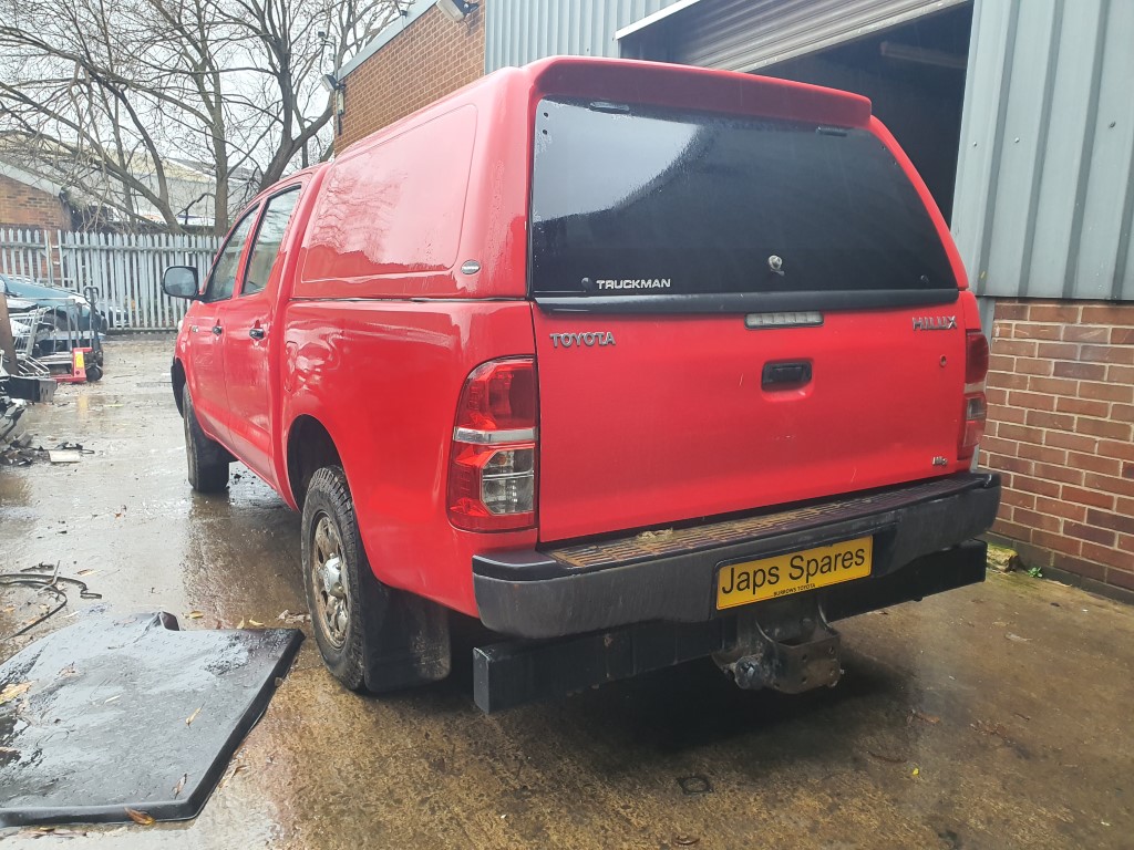 REF 159 TOYOTA HILUX 4X4  2012 2.5 D4D 2KD -FTV 5 SPEED MANUAL