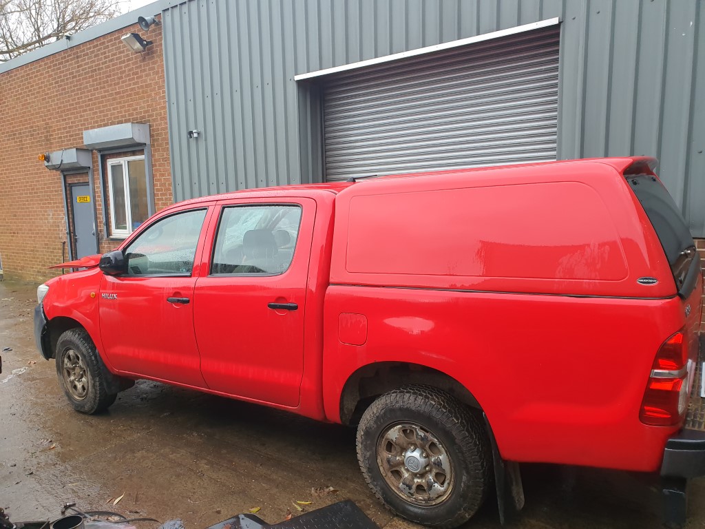 REF 159 TOYOTA HILUX 4X4  2012 2.5 D4D 2KD -FTV 5 SPEED MANUAL