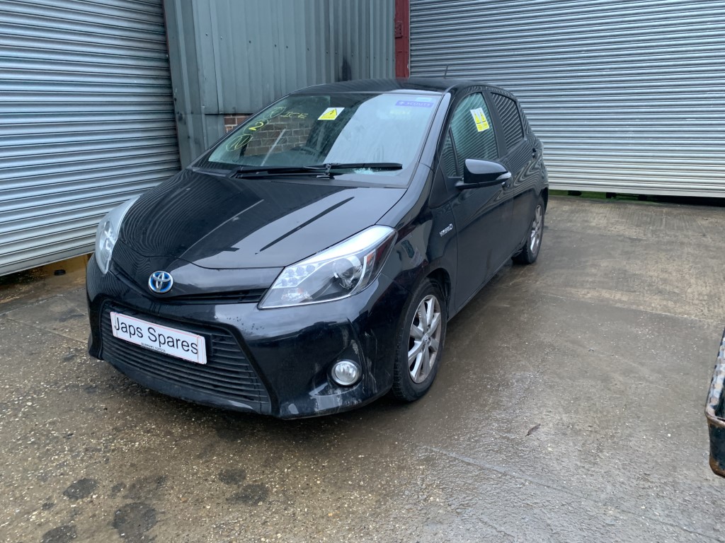 REF 163 TOYOTA YARIS MK3 1.5 HYBRID PETROL ICON PLUS 2014