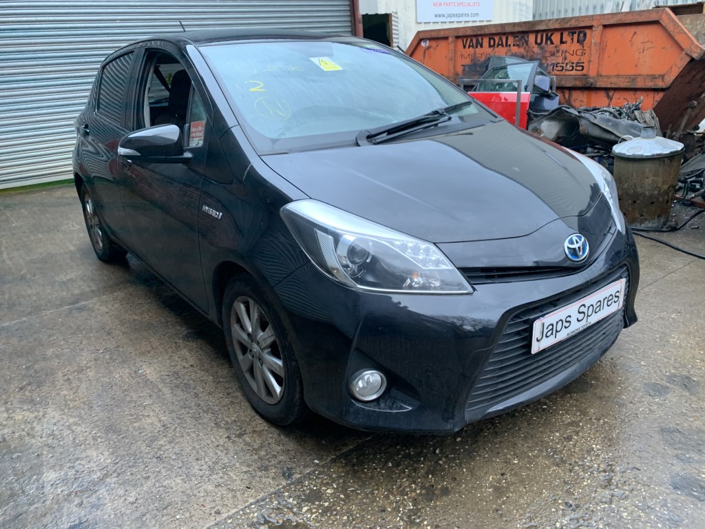 REF 163 TOYOTA YARIS MK3 1.5 HYBRID PETROL ICON PLUS 2014