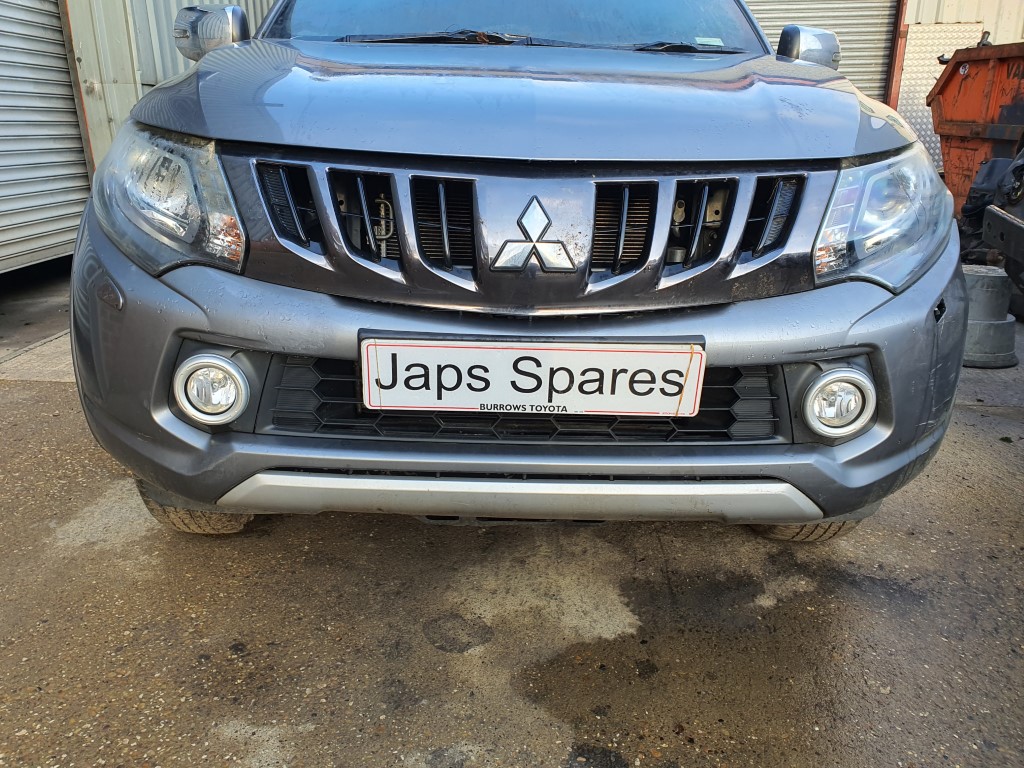 REF 166 MITSUBISHI L200 2017 2442CC DIESEL 6 SPEED MANUAL