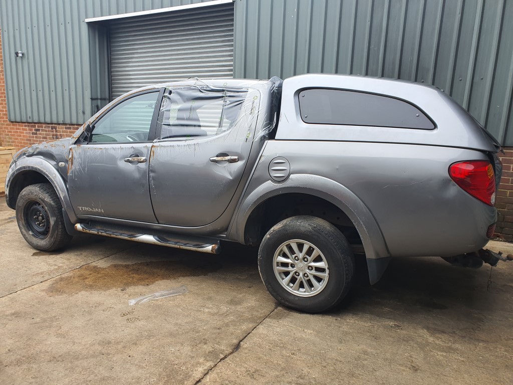 REF 170 MITSUBISHI L200 2014 175BHP DI-D TROJAN 5 SPEED MANUAL