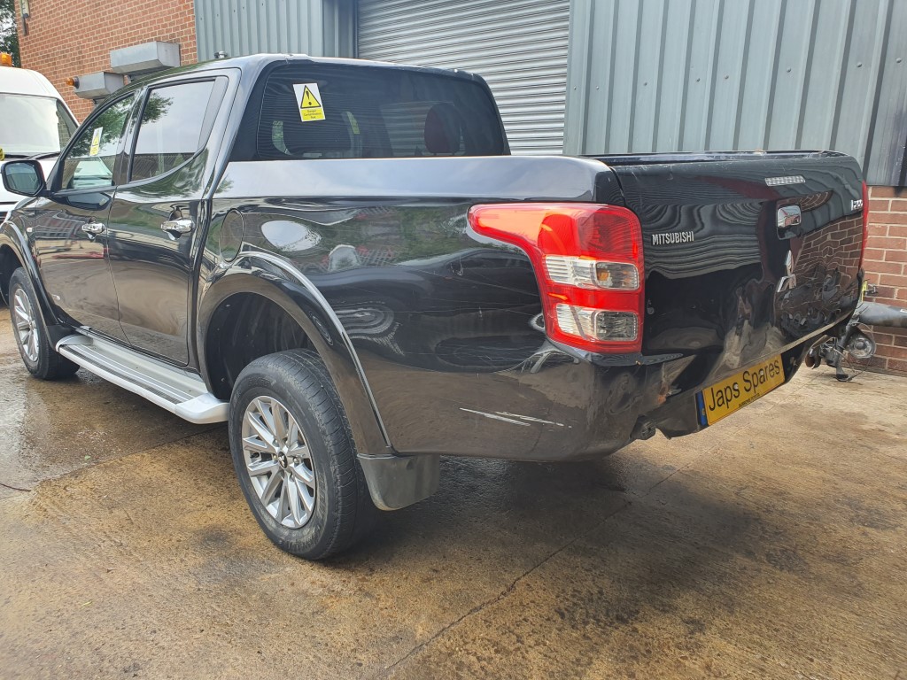 REF 183 MITSUBISHI L200 TITAN 2017 2.5DID 6 SPEED MANUAL