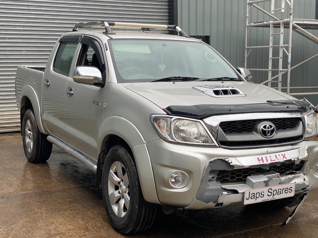 REF 184 TOYOTA HILUX DCB 2009 ENGINE 2.5 D4D 5SPEED MANUAL
