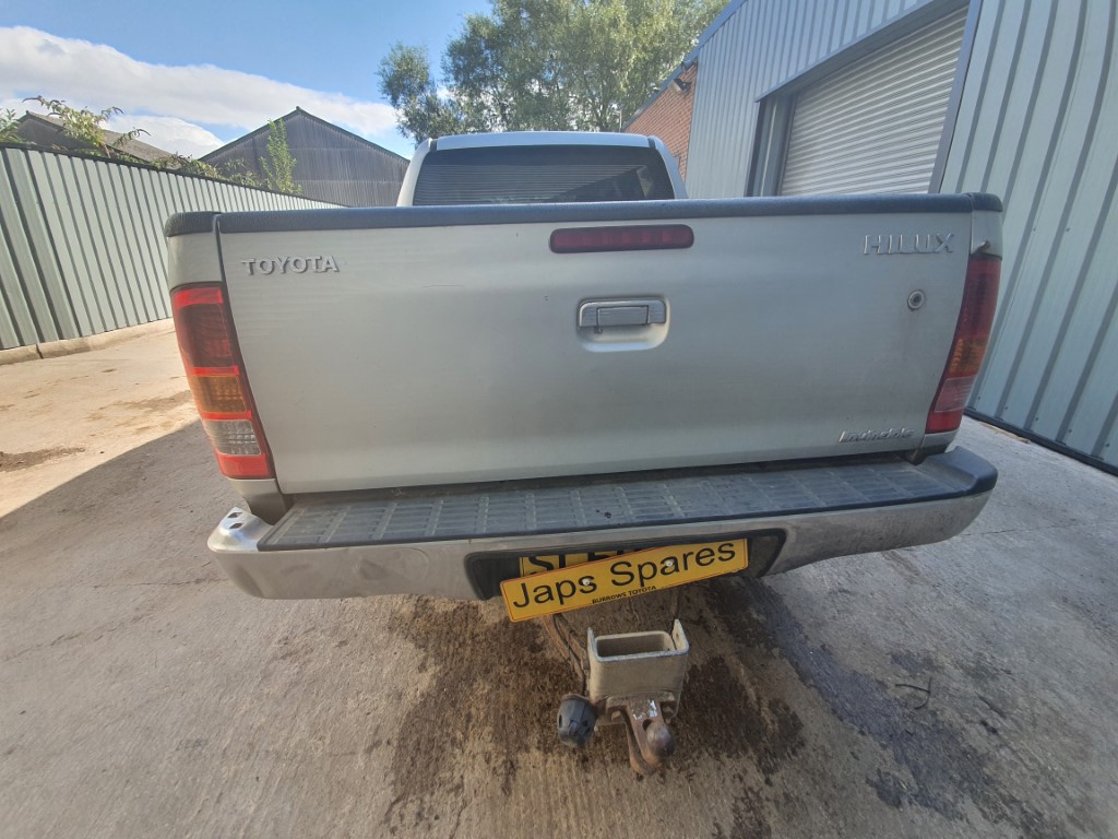 REF 193 TOYOTA HILUX INVINCIBLE DCB 2010 3.0D4D 5 SPEED MANUAL