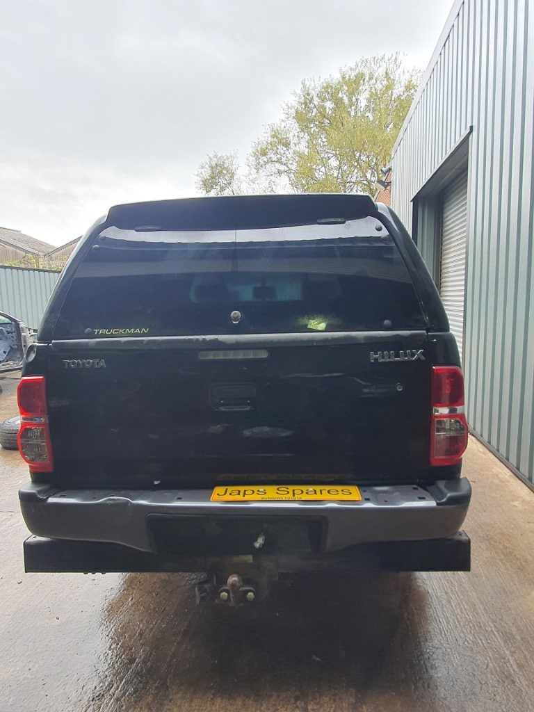 REF 198 TOYOTA HILUX ACTIVE 4X4 D4D 2014 2.5D4D MANUAL