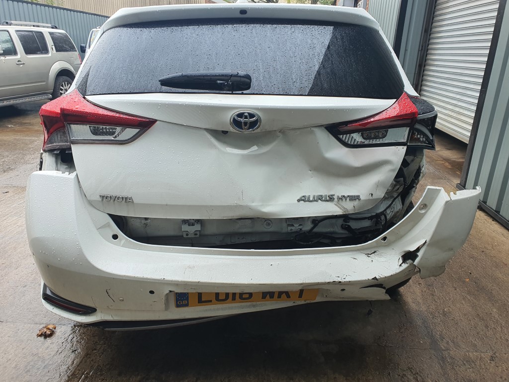 REF 199 TOYOTA AURIS VVT-I EXCEL MK2 2016 1.8 PETROL HYBRID
