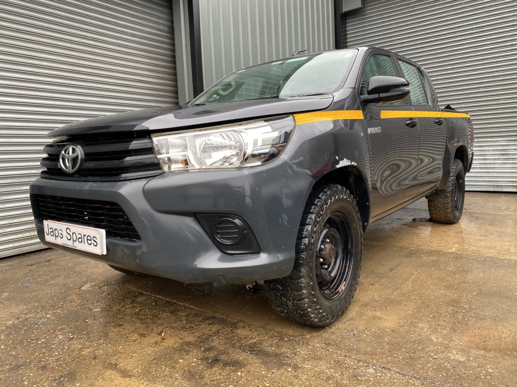 REF 206 TOYOTA HILUX ACTIVE 4WD 2.4 2018 6 SPEED MANUAL