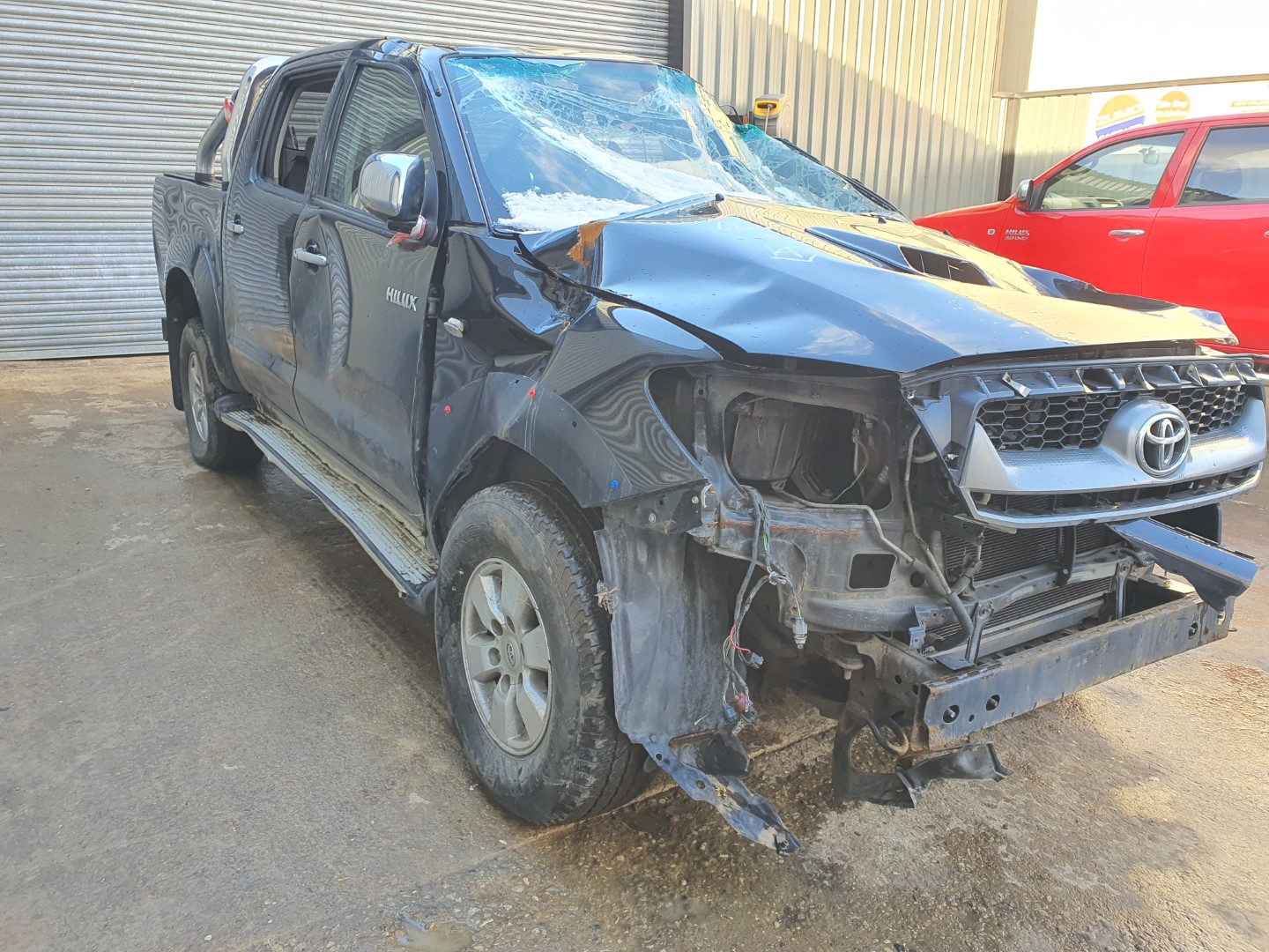 REF 207 TOYOTA HILUX HL3 DCB 2010 2.5D4D 5 SPEED MANUAL