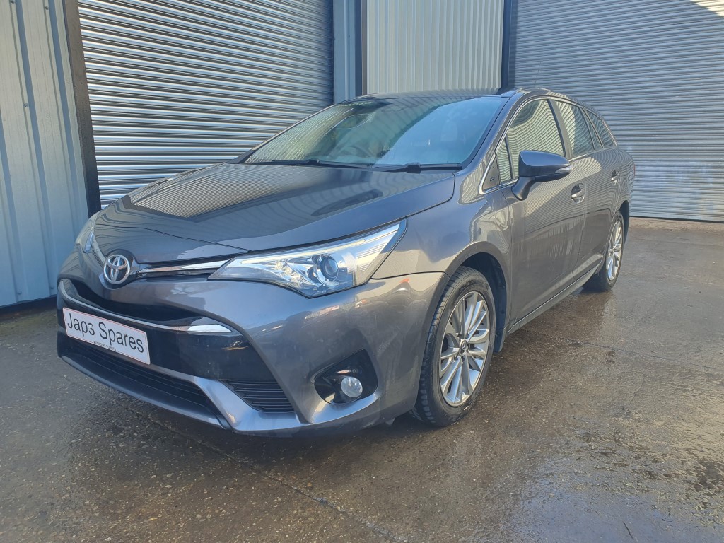 REF 210 TOYOTA AVENSIS D4D BUSINESS 2017 1.6D4D 6 SPEED