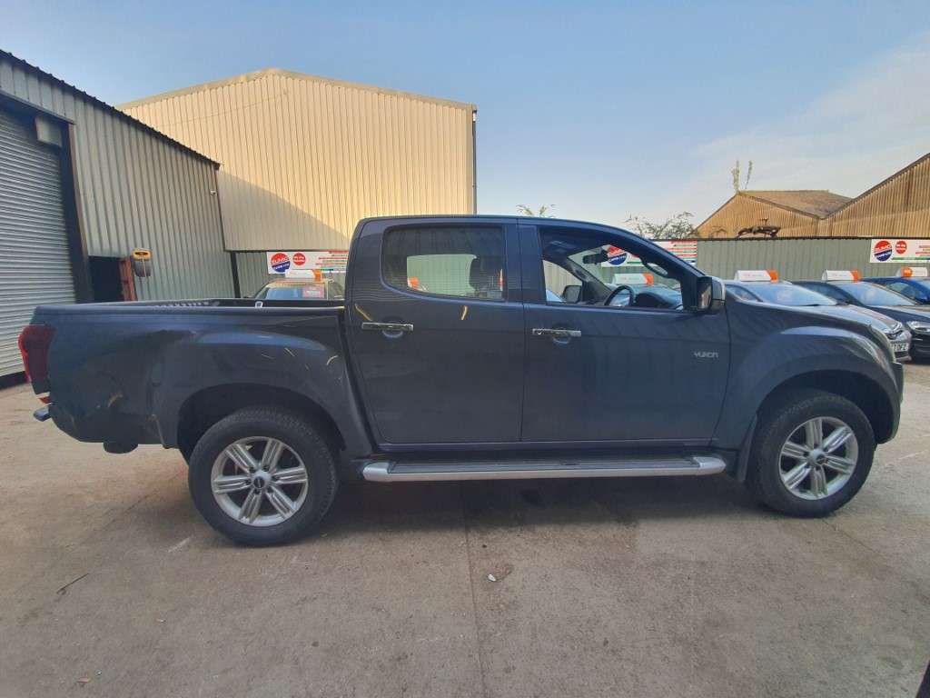 REF 212 ISUZU D-MAX DCB MK2 4X4  2019 1898CC 6 SPEED MANUAL