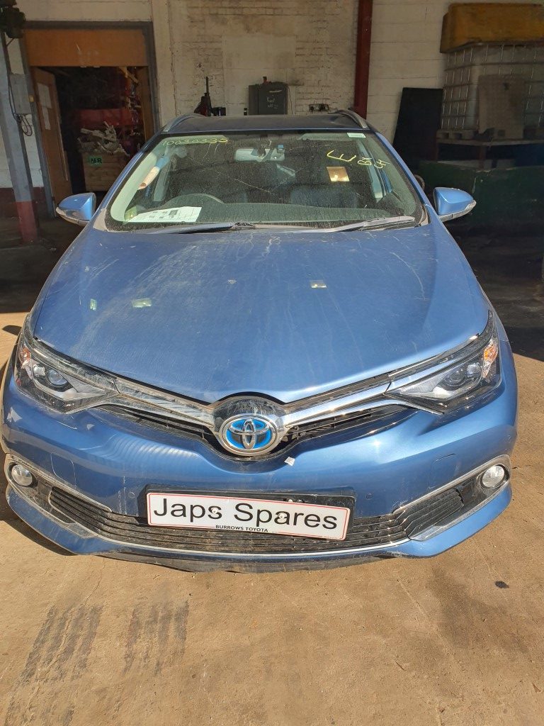 Ref 2015 TOYOTA AURIS ESTATE MK2 1.8 PETROL HYBRID AUTO 8U6