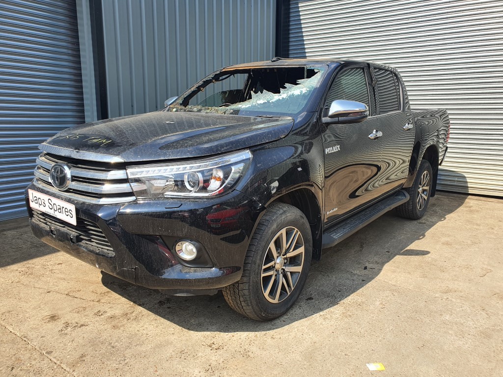 REF 216 TOYOTA HILUX INVINCIBLE 4WD  2019 2393CC 146.9BHP