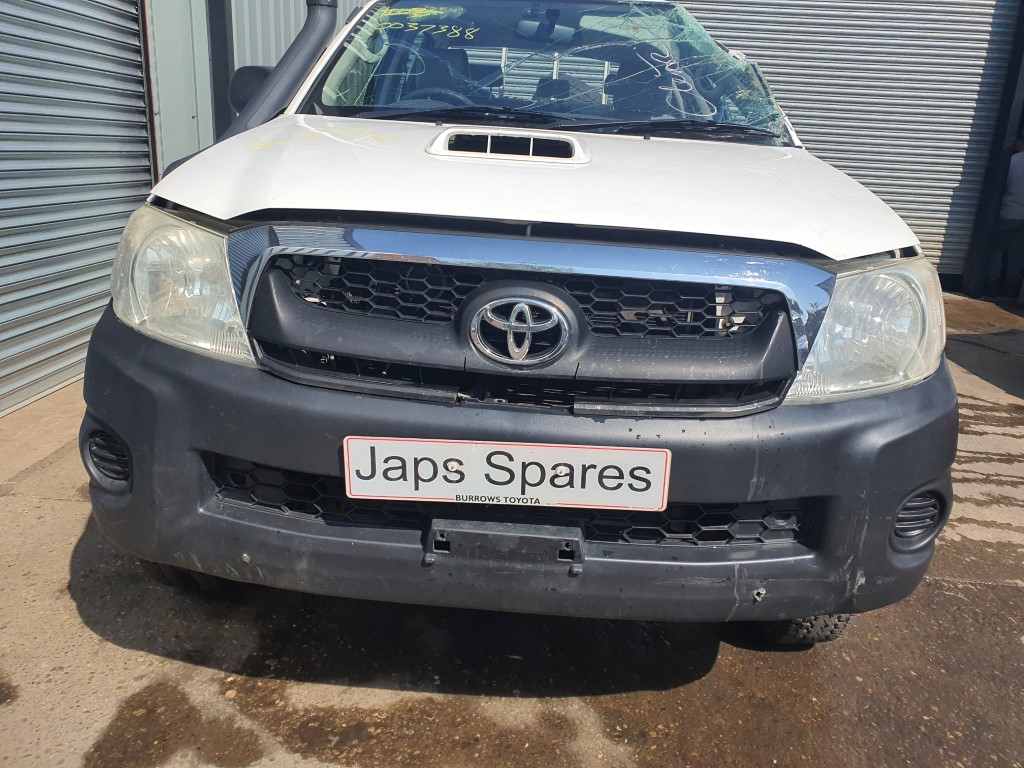 REF 219 TOYOTA HILUX DCB 2009 2.5D4D 142BHP 5 SPEED MANUAL