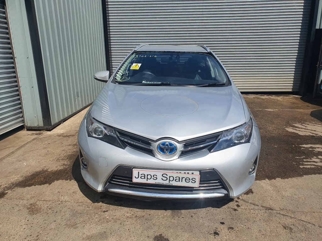 REF 222 TOYOTA AURIS HYBRID 2013 1.8 PETROL HYBRID AUTO