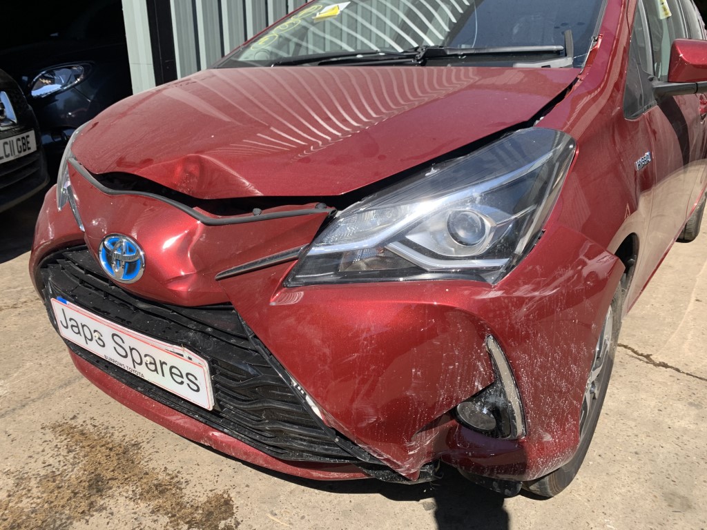 REF 225 TOYOTA YARIS HYBRID 2020 1.5 PH AUTO PETROL HYBRID