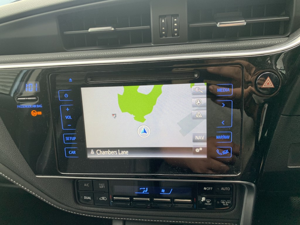 REF 229 TOYOTA AURIS MK2 HYBRID HATCHBACK 1.8 PETROL HYBRID AUTO