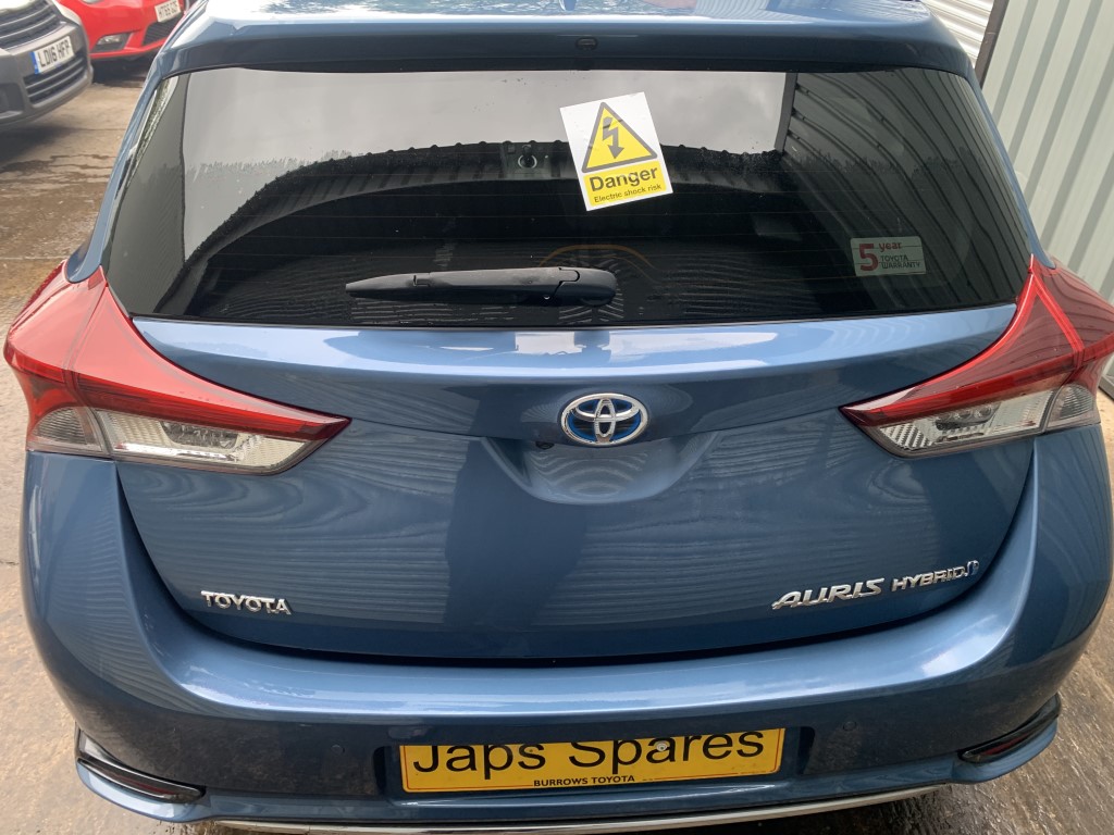 REF 229 TOYOTA AURIS MK2 HYBRID HATCHBACK 1.8 PETROL HYBRID AUTO