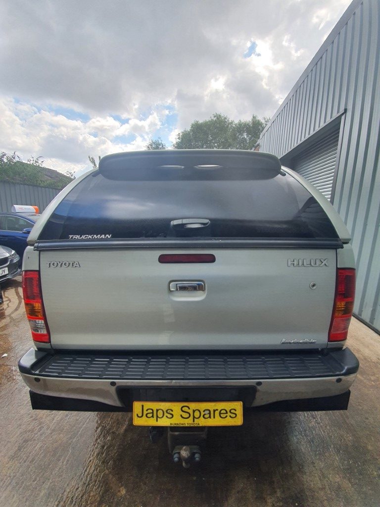 REF 227 TOYOTA HILUX INVINCUBLE DCB 2011 3.0D4D AUTO 5 SPEED